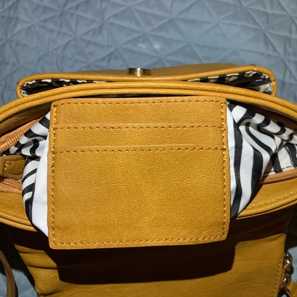 MMS Vegan Mini Journey Crossbody - Picture 7 of 7